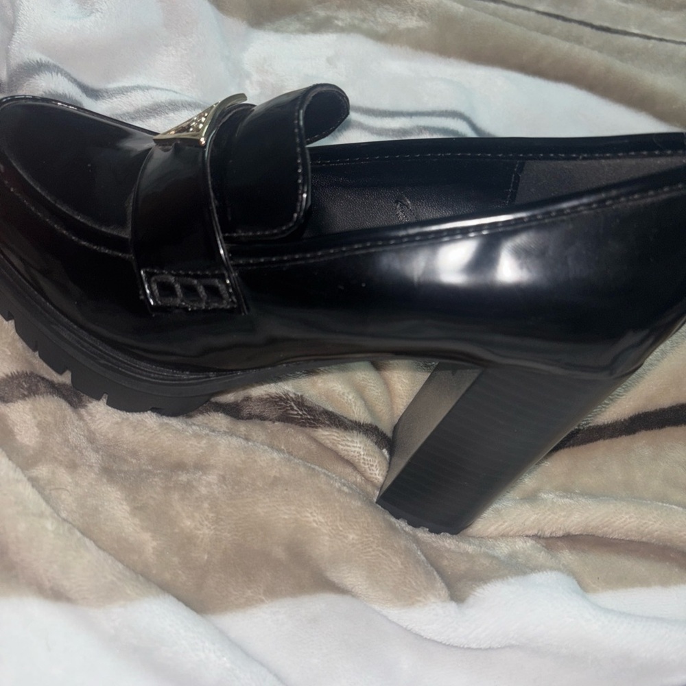 Guess Black Patent Leather Heels